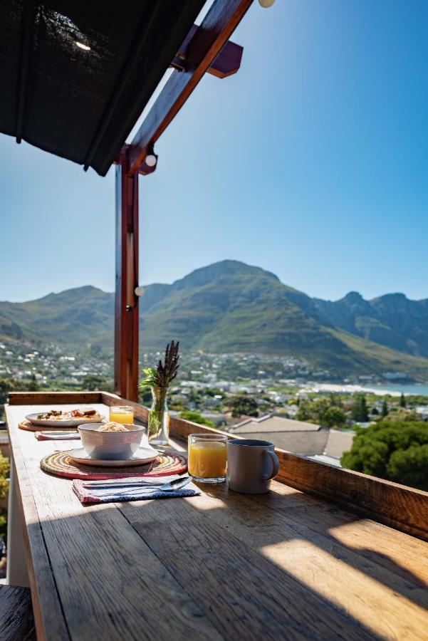 Hout & About Guest House Hout Bay Esterno foto
