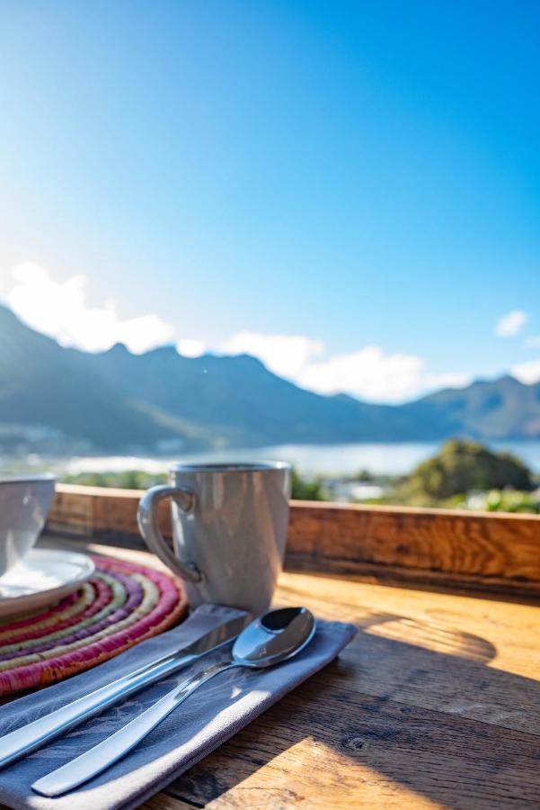 Hout & About Guest House Hout Bay Esterno foto