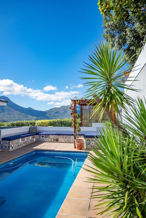 Hout & About Guest House Hout Bay Esterno foto