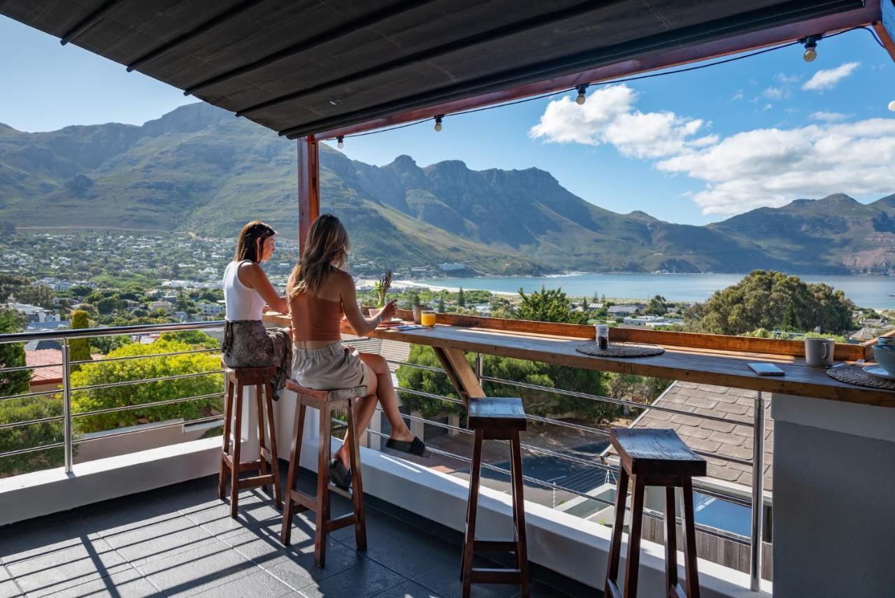 Hout & About Guest House Hout Bay Esterno foto